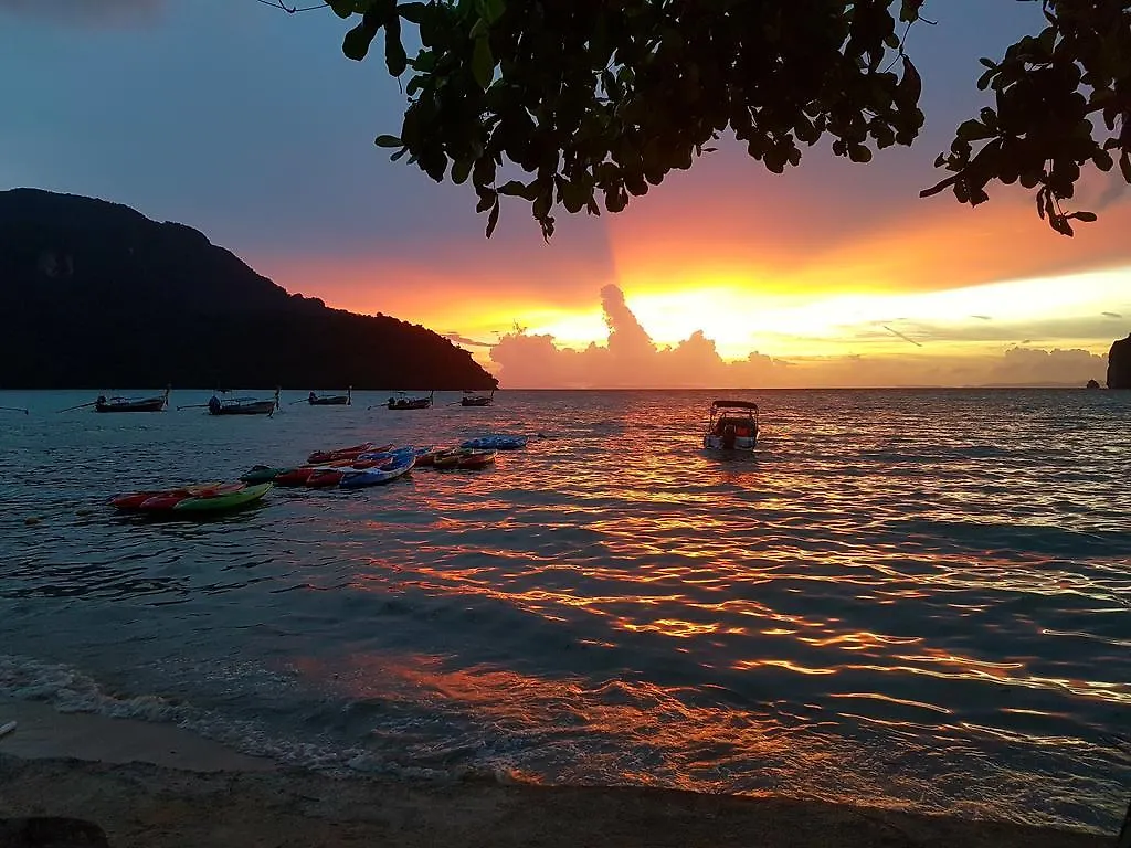 Hotel Dalum Beachhouse Phi Phi Don 2*,  Thajsko