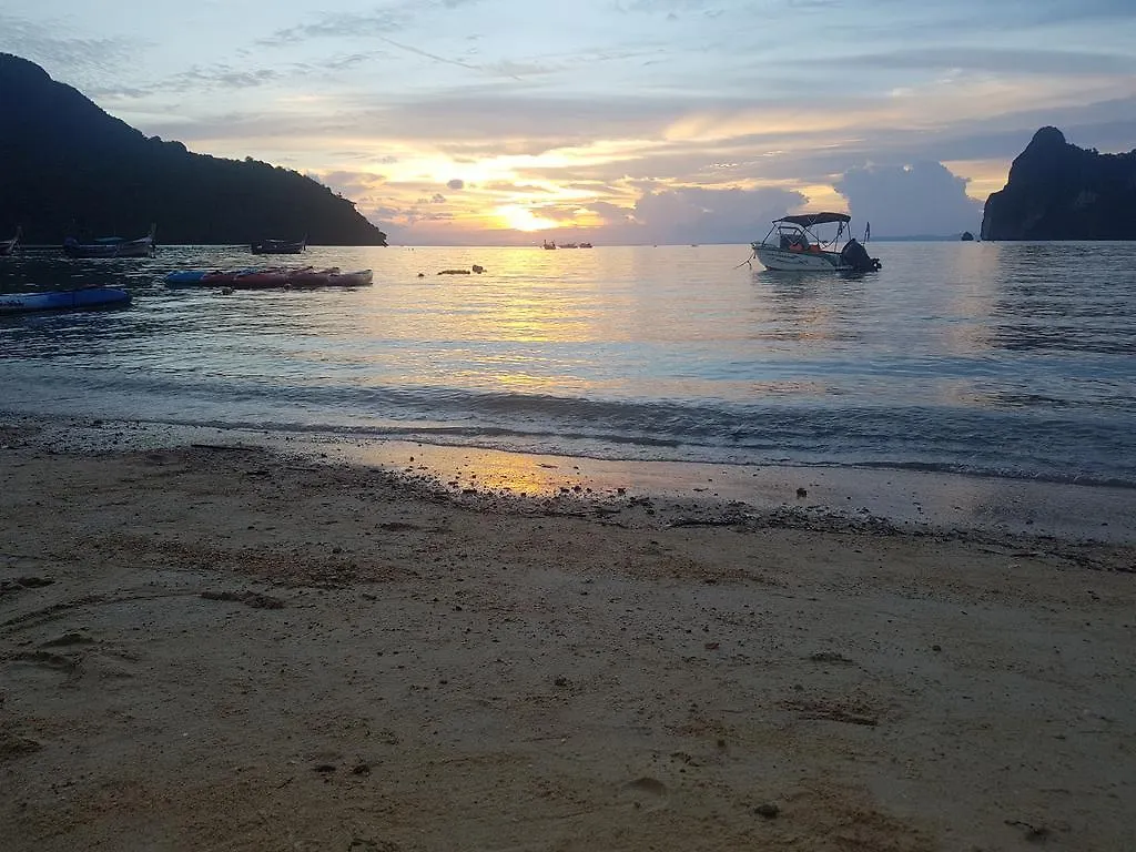 ** Penzion Hotel Dalum Beachhouse Phi Phi Don Thajsko